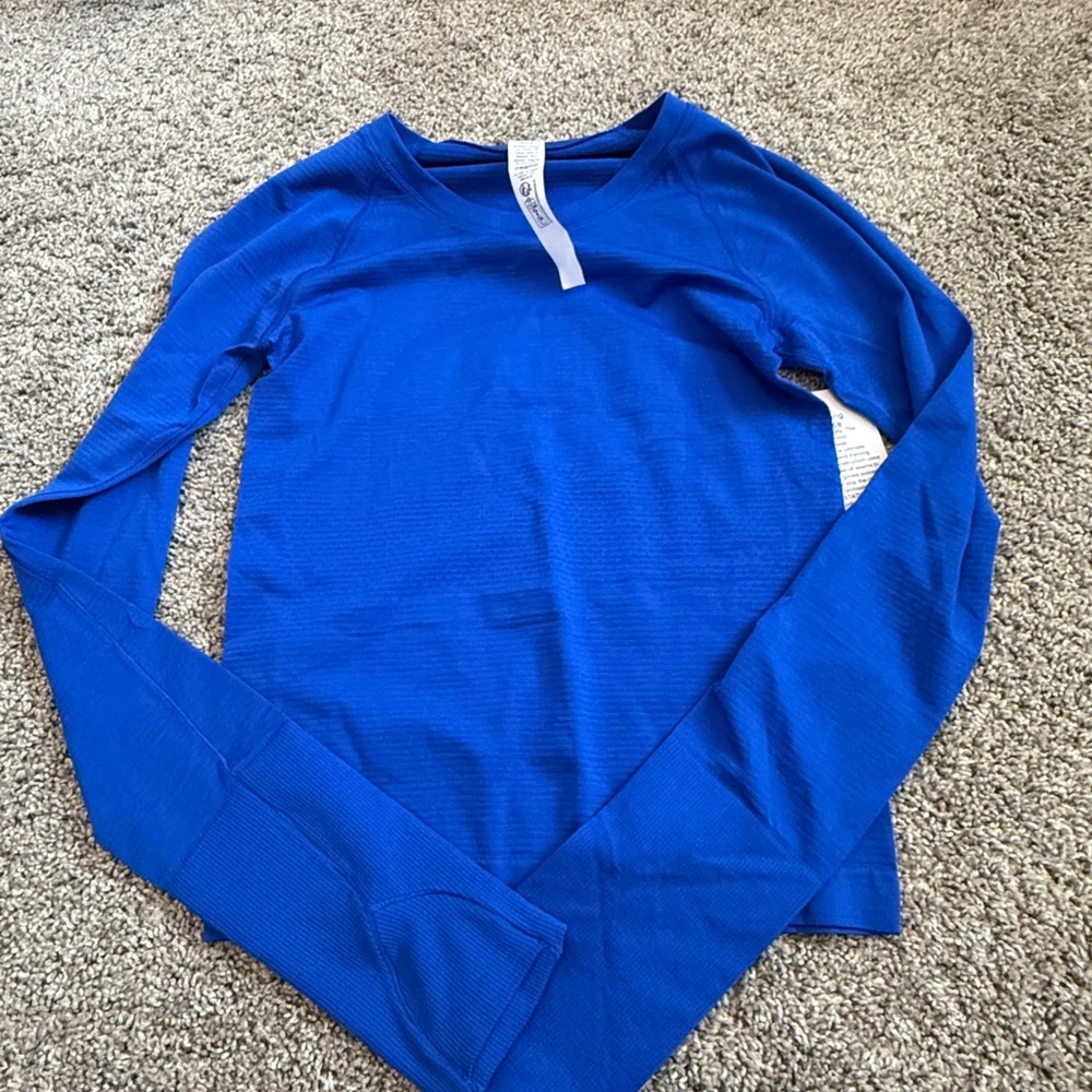 Lululemon Athletica Blue Long Sleeve Tee